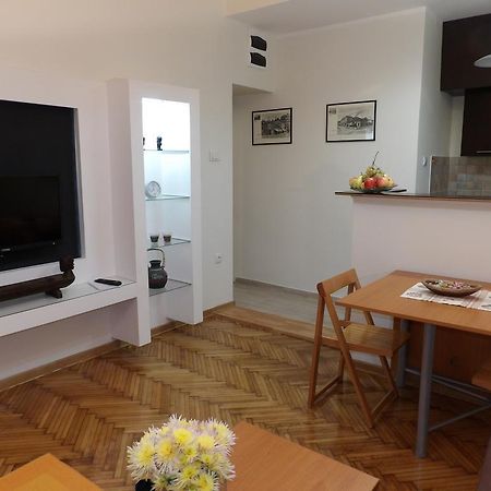 M&M Downtown Apartment Белград Екстериор снимка