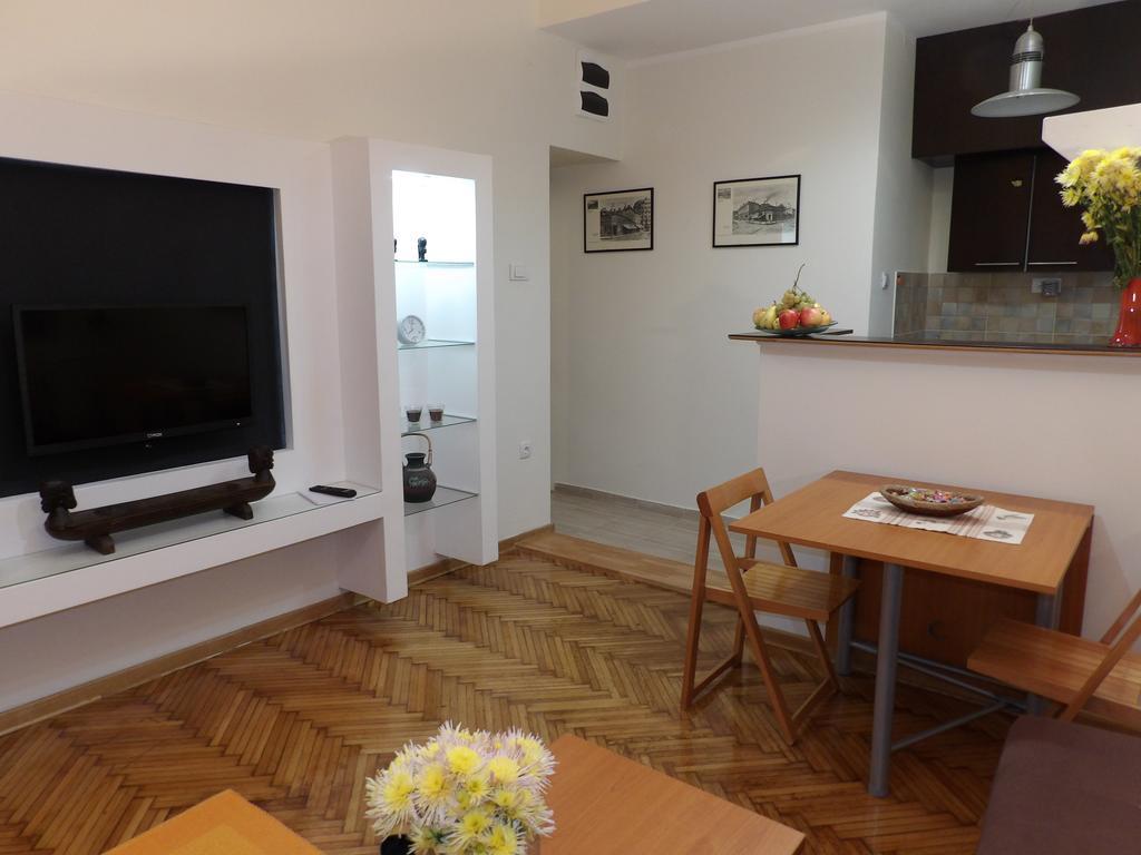 M&M Downtown Apartment Белград Екстериор снимка