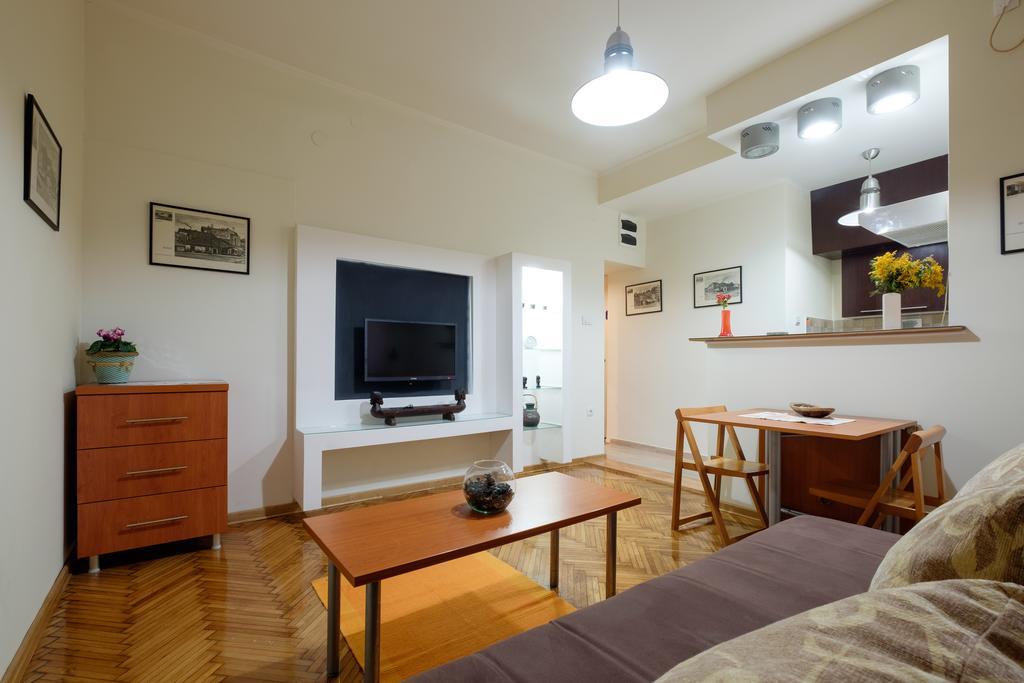 M&M Downtown Apartment Белград Стая снимка